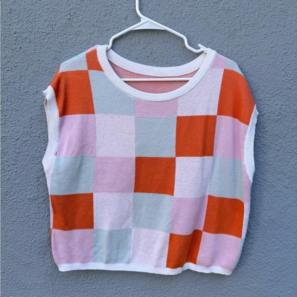 Tops - Colorful Checkered Sleeveless Top, Size Medium